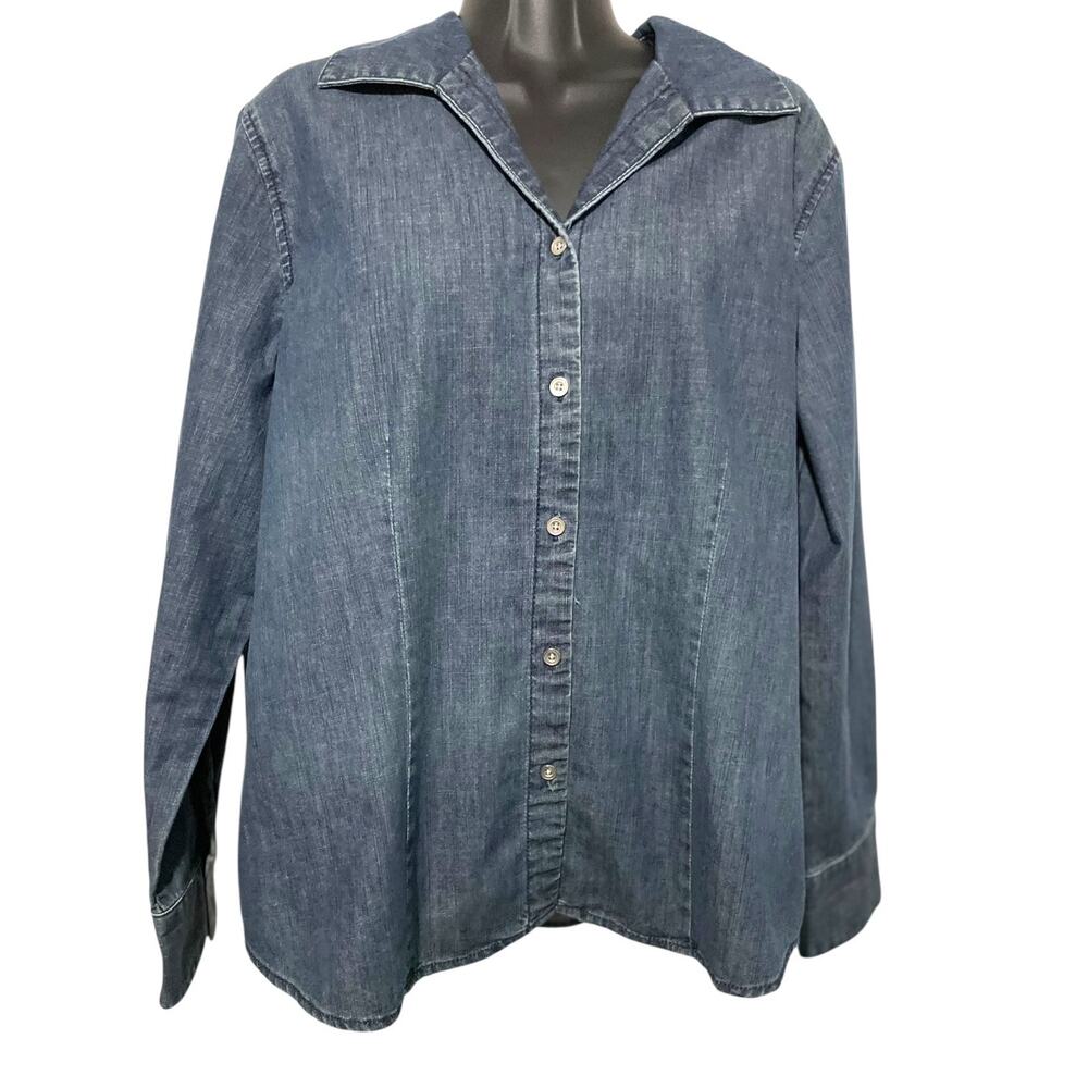 Chicos Womens Shirt 2 or Large Blue Denim Button Up Long Sleeve Shirt Cotton Top